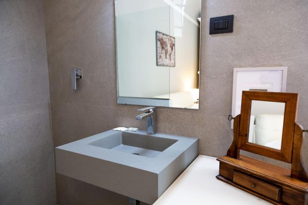 Luxury Florence - City Center Appartement Buitenkant foto
