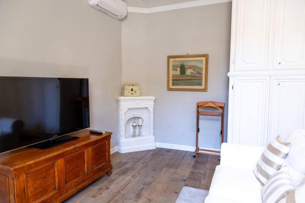 Luxury Florence - City Center Appartement Buitenkant foto